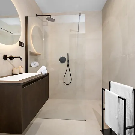 빌라 Asmoa For 8 People Near Porec With 45 M2 Heated Pool, Wellness & Sea View Rapavel